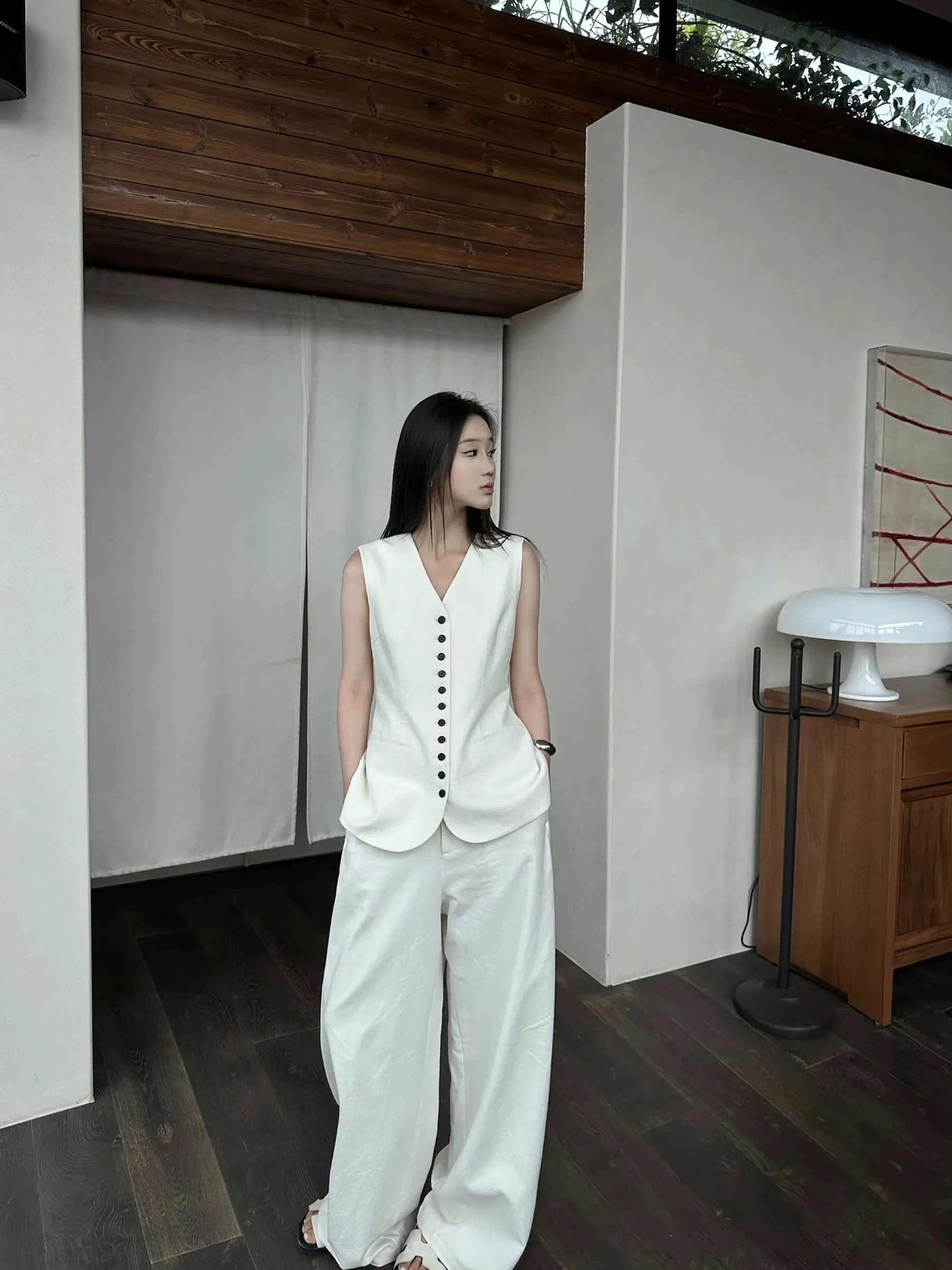 5werkwen Weiji linen texture old money suit pure white high-end vest waist design V-neck micro sickle pants