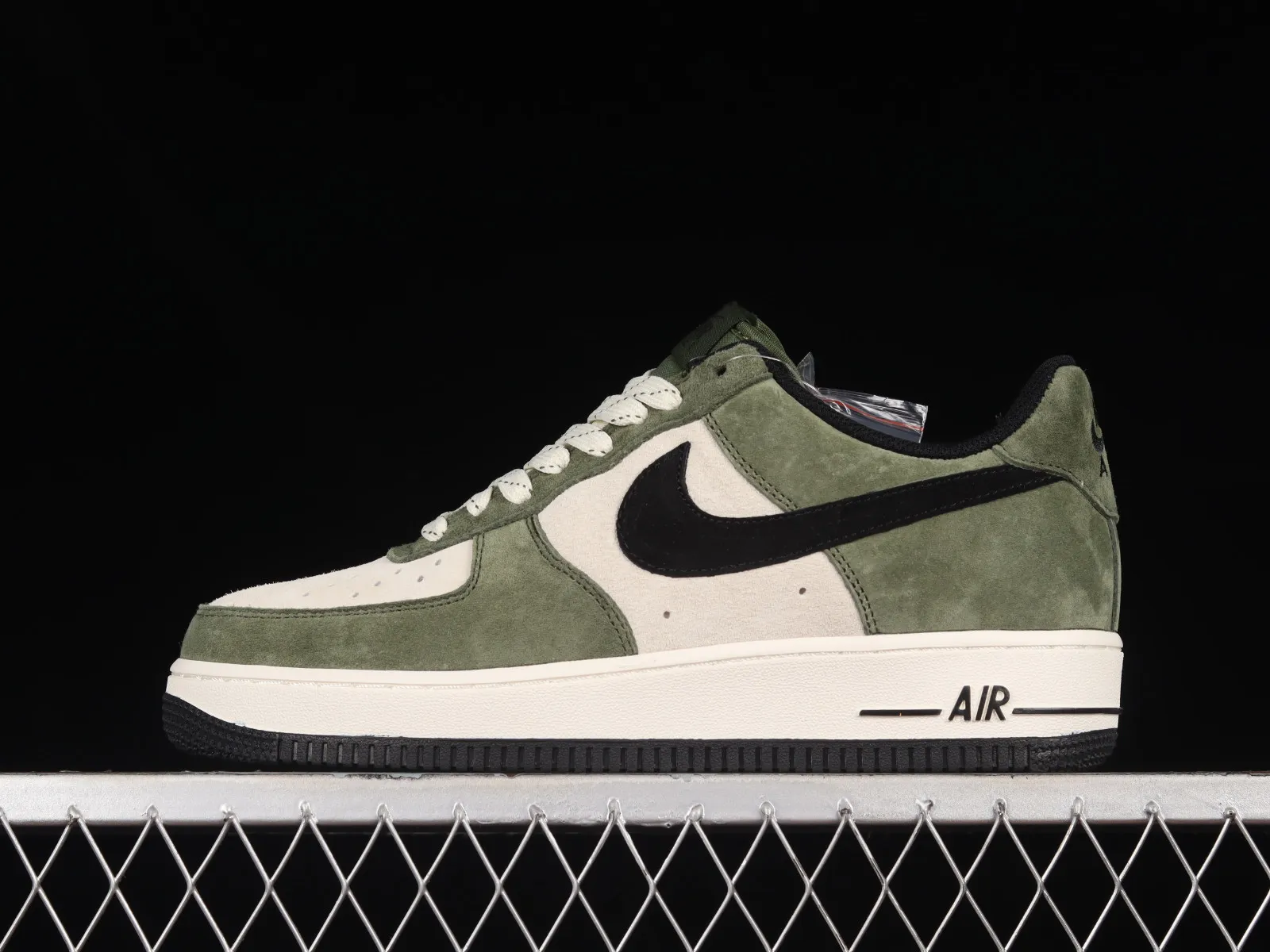 Akira x Nike Air Force 1 07 Low Suede Green Black White DI3966-023