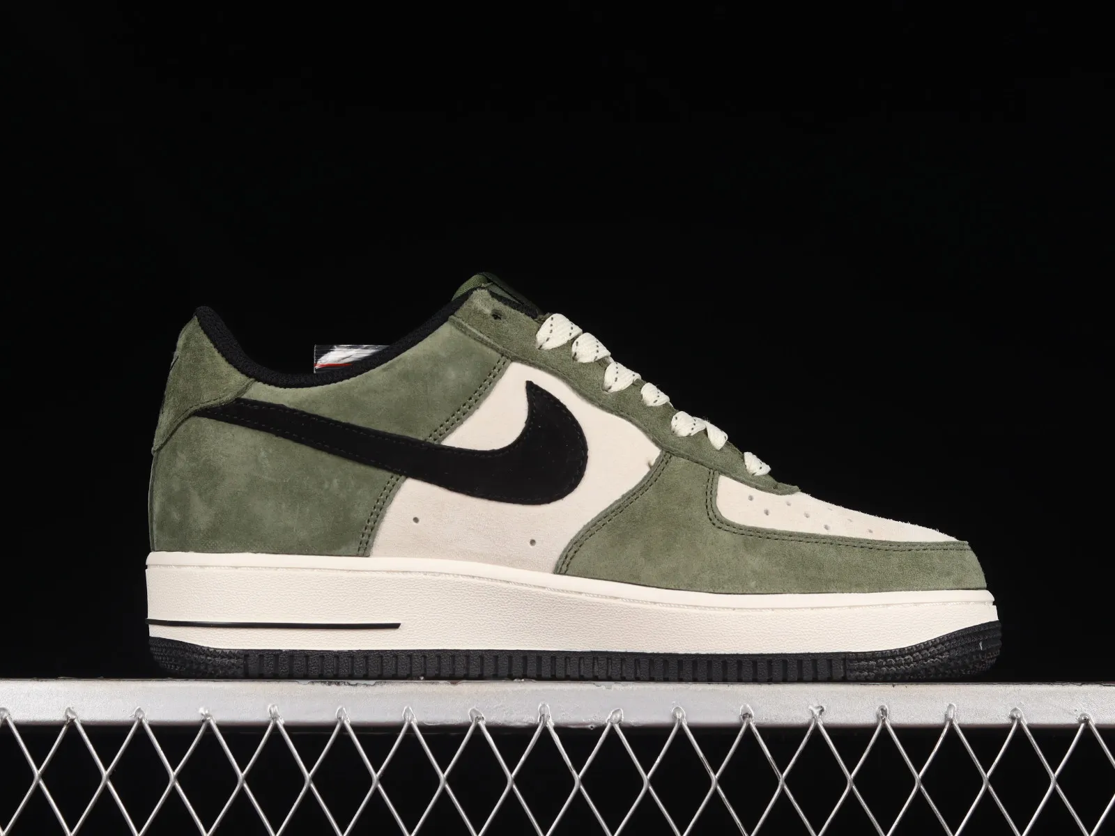 Akira x Nike Air Force 1 07 Low Suede Green Black White DI3966-023