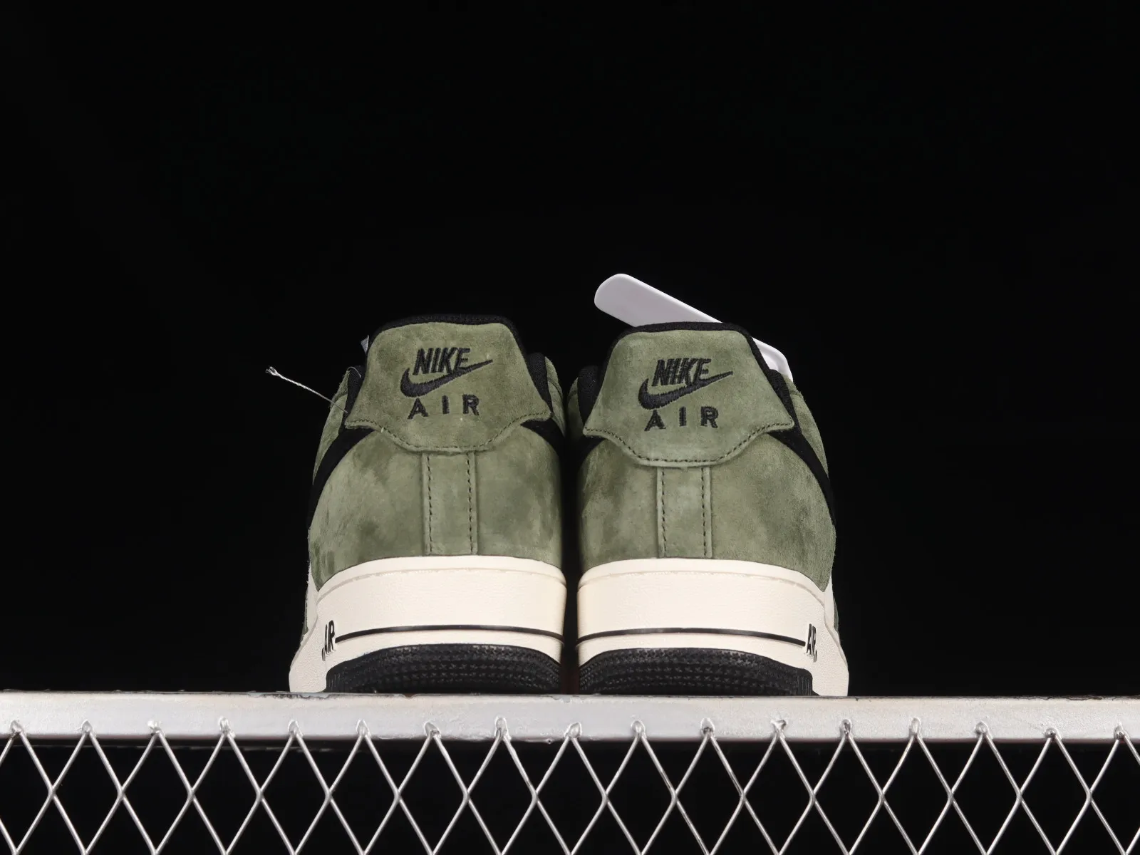 Akira x Nike Air Force 1 07 Low Suede Green Black White DI3966-023