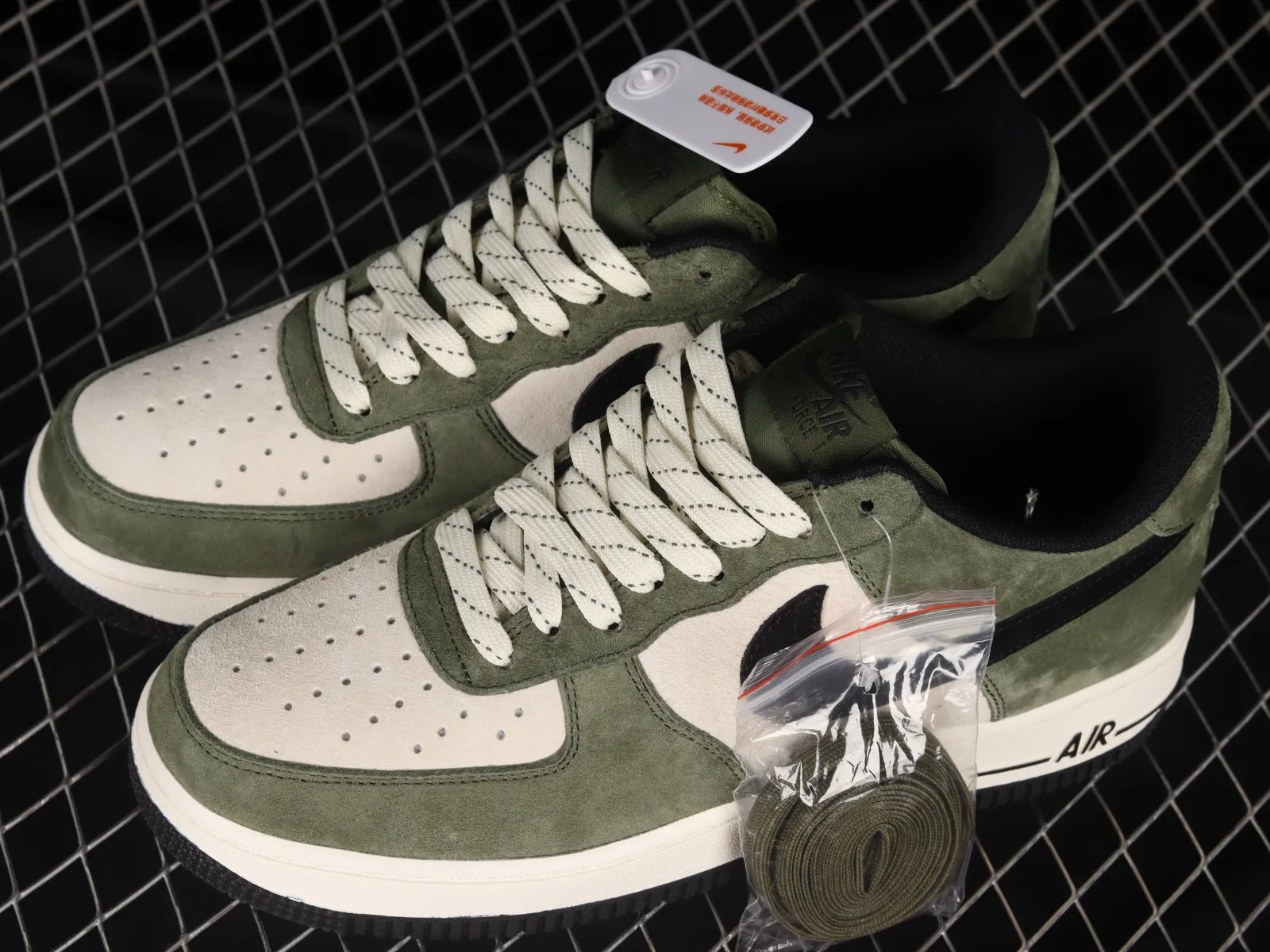 Akira x Nike Air Force 1 07 Low Suede Green Black White DI3966-023