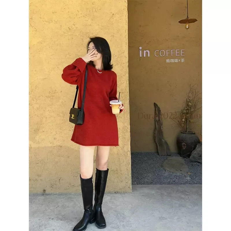 Atmospheric natal New Year and Christmas red knitted sweater for women in autumn and winter, loose and slim, western-style mid-l