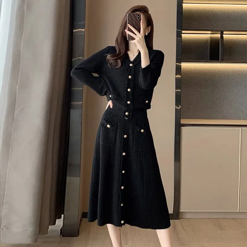 European station's new autumn clothing fashionable small fragrance style knitted sweater skirt slim and elegant retro European s