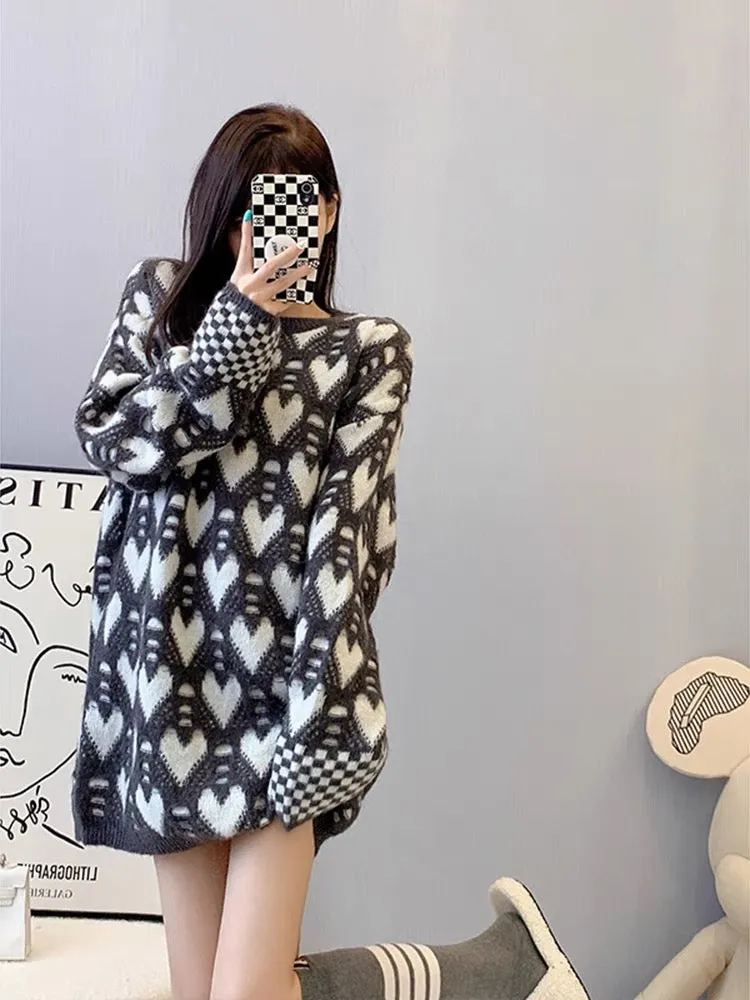 Gentle wind, soft and waxy love pattern knitted sweater for women, noble and elegant mid-length thickened warm and unique trendy