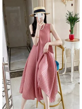 High-end and elegant French pleated dress with large hem 2024 summer drape sleeveless vest dress bottoming long skirt