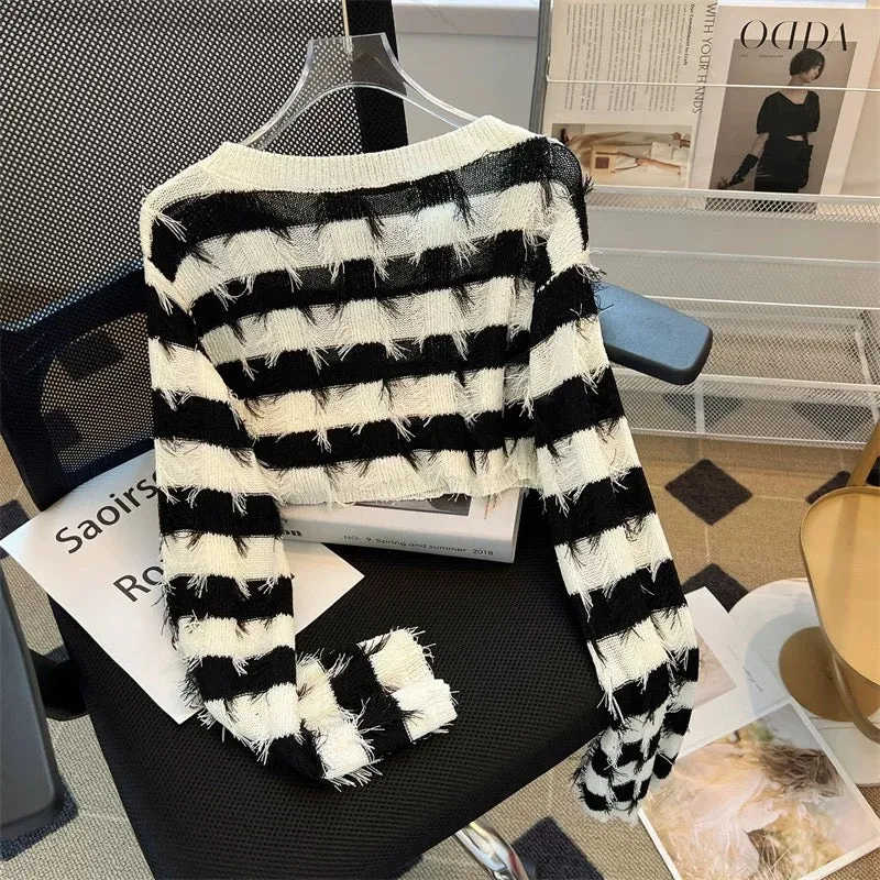 High-end ladylike temperament hot girl striped woolen sweater tops for women petite short tops early autumn new style