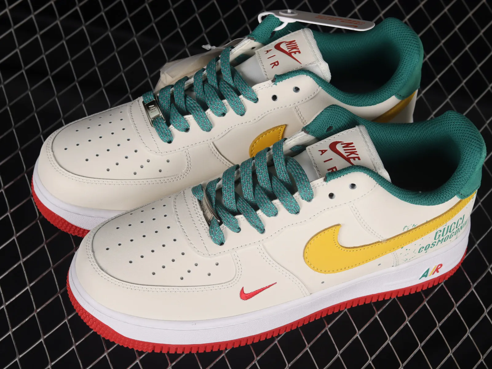 Nike Air Force 1 07 Low Green Gold White Red HX123-002