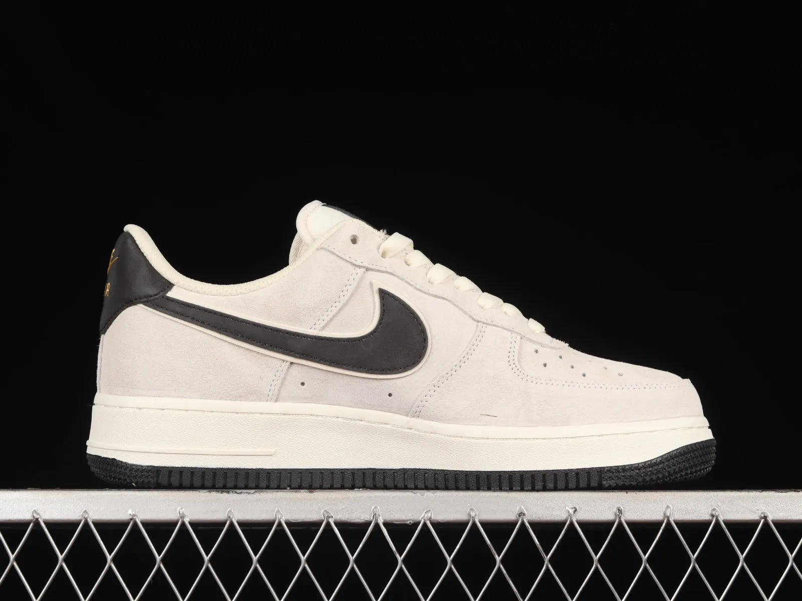 Nike Air Force 1 07 Low Suede Black White Gold KK5636-810