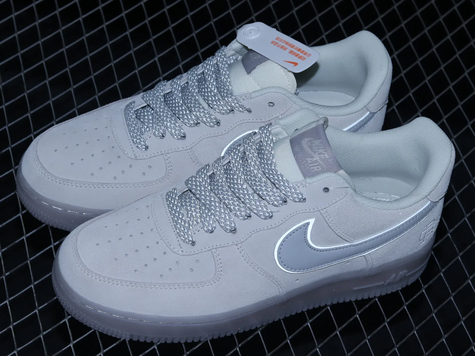 Nike Air Force 1 07 Low Suede Light Grey SI0820-605