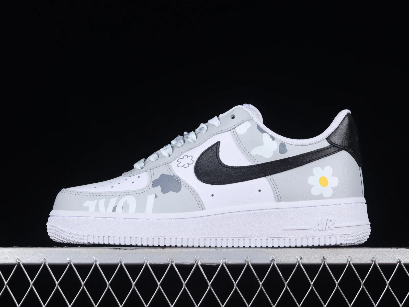 Nike Air Force 1 07 Low White Grey Black CW2288-665