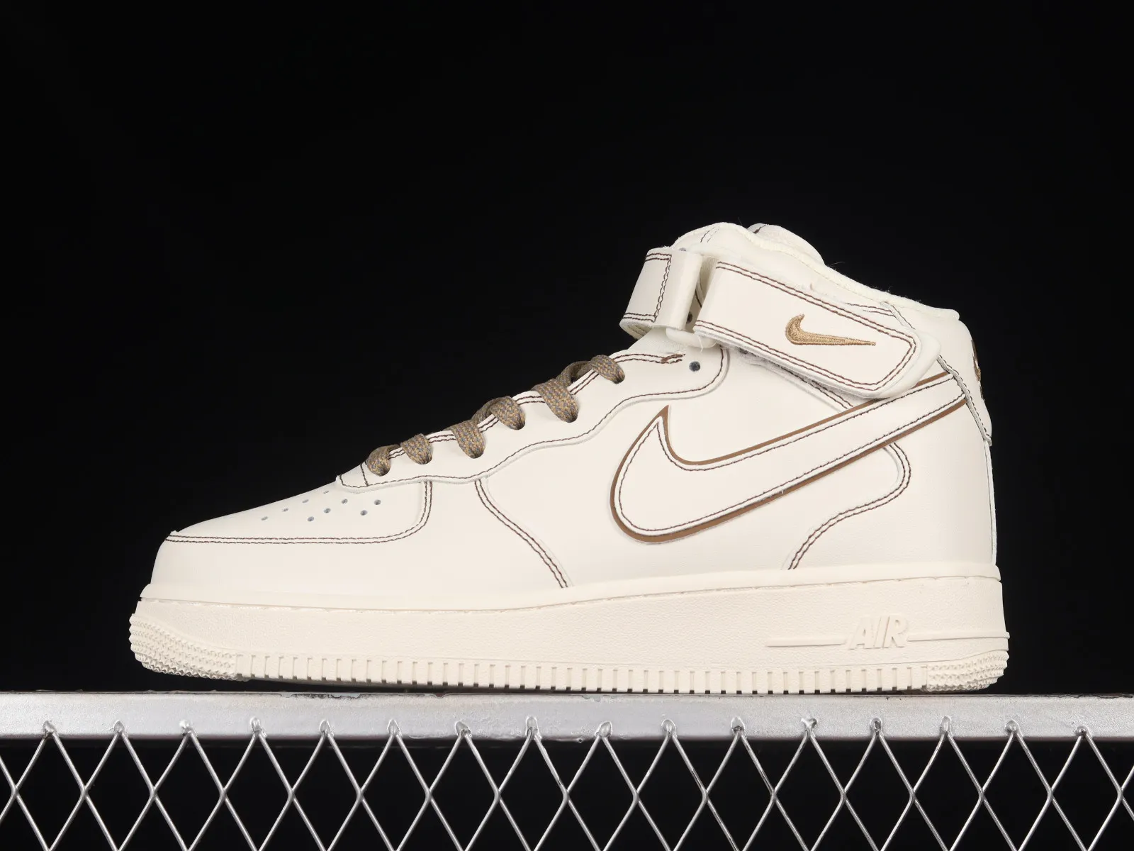 Nike Air Force 1 07 Mid Beige White Khaki BY6899-692