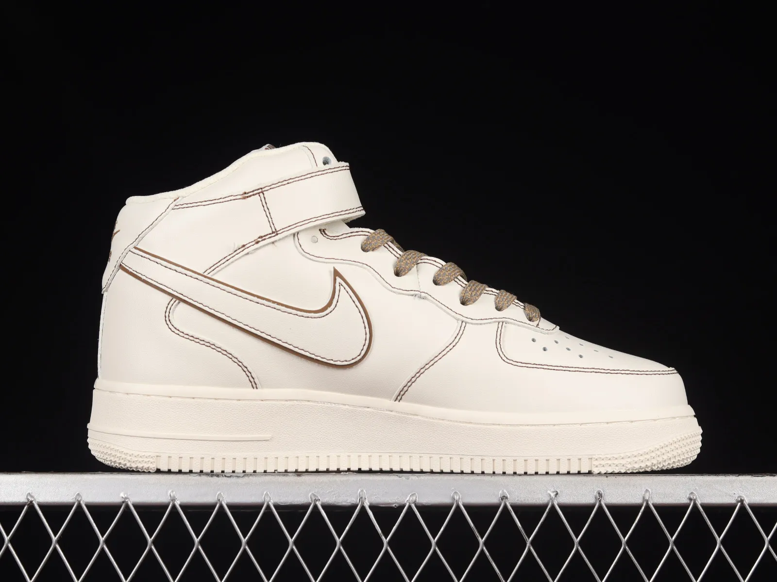 Nike Air Force 1 07 Mid Beige White Khaki BY6899-692