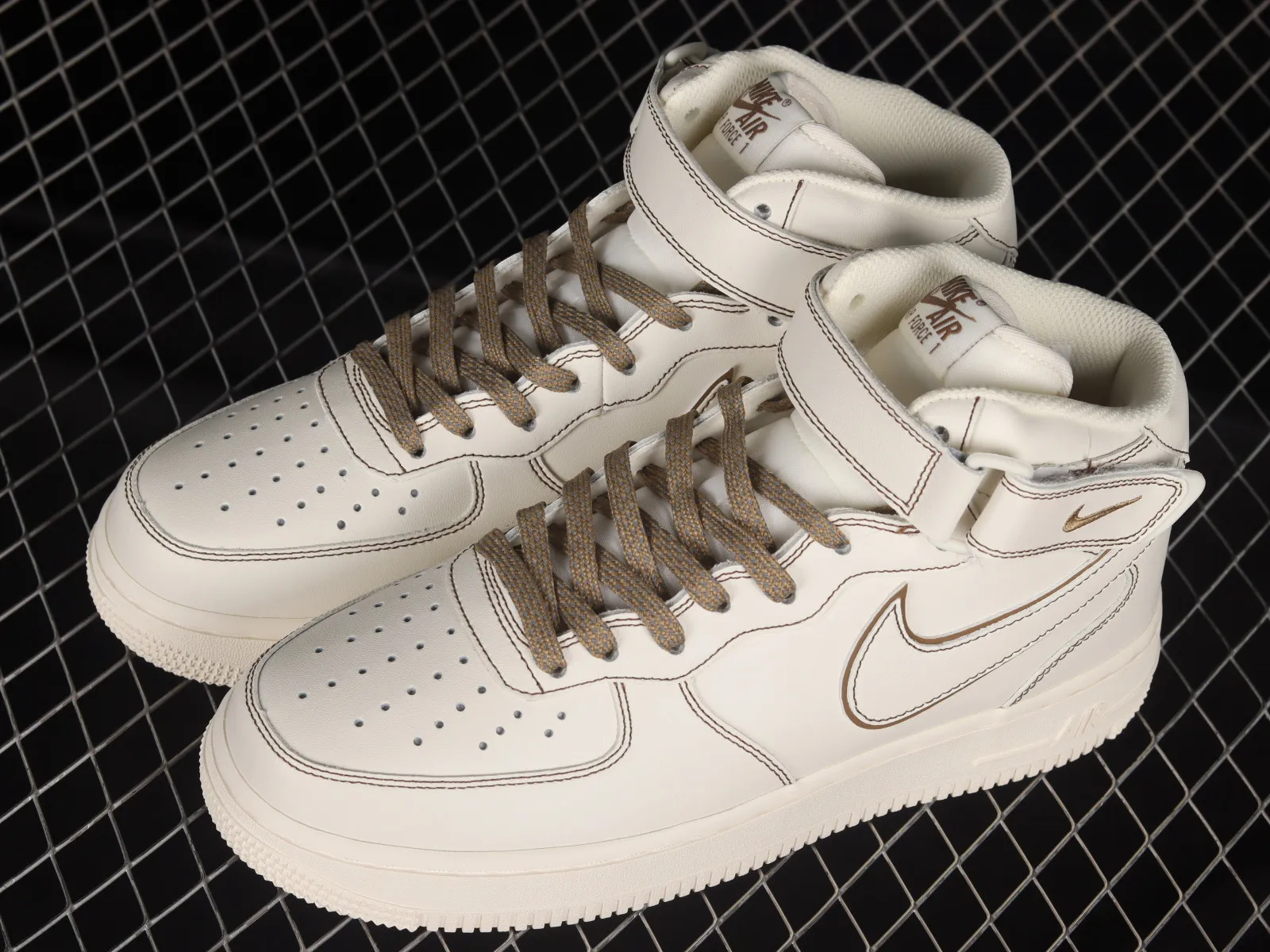 Nike Air Force 1 07 Mid Beige White Khaki BY6899-692