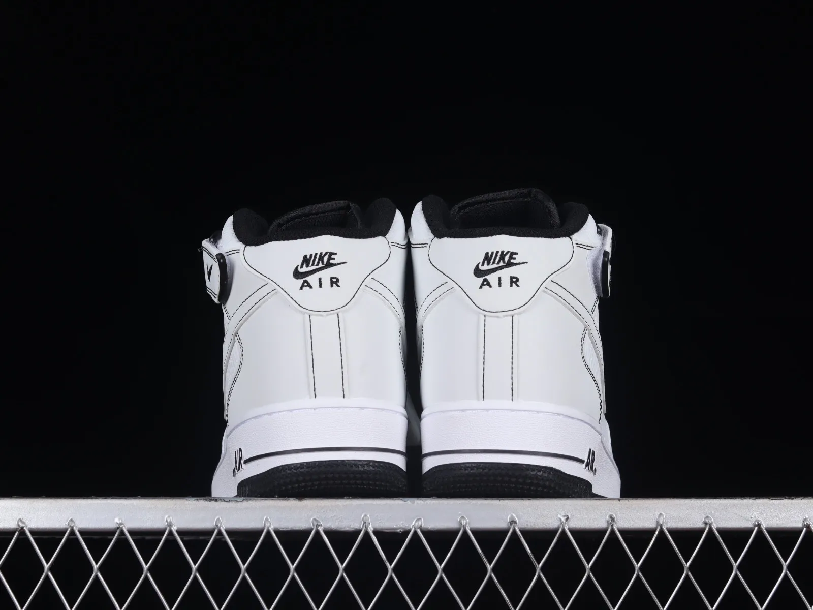 Nike Air Force 1 07 Mid White Black MK0619-222