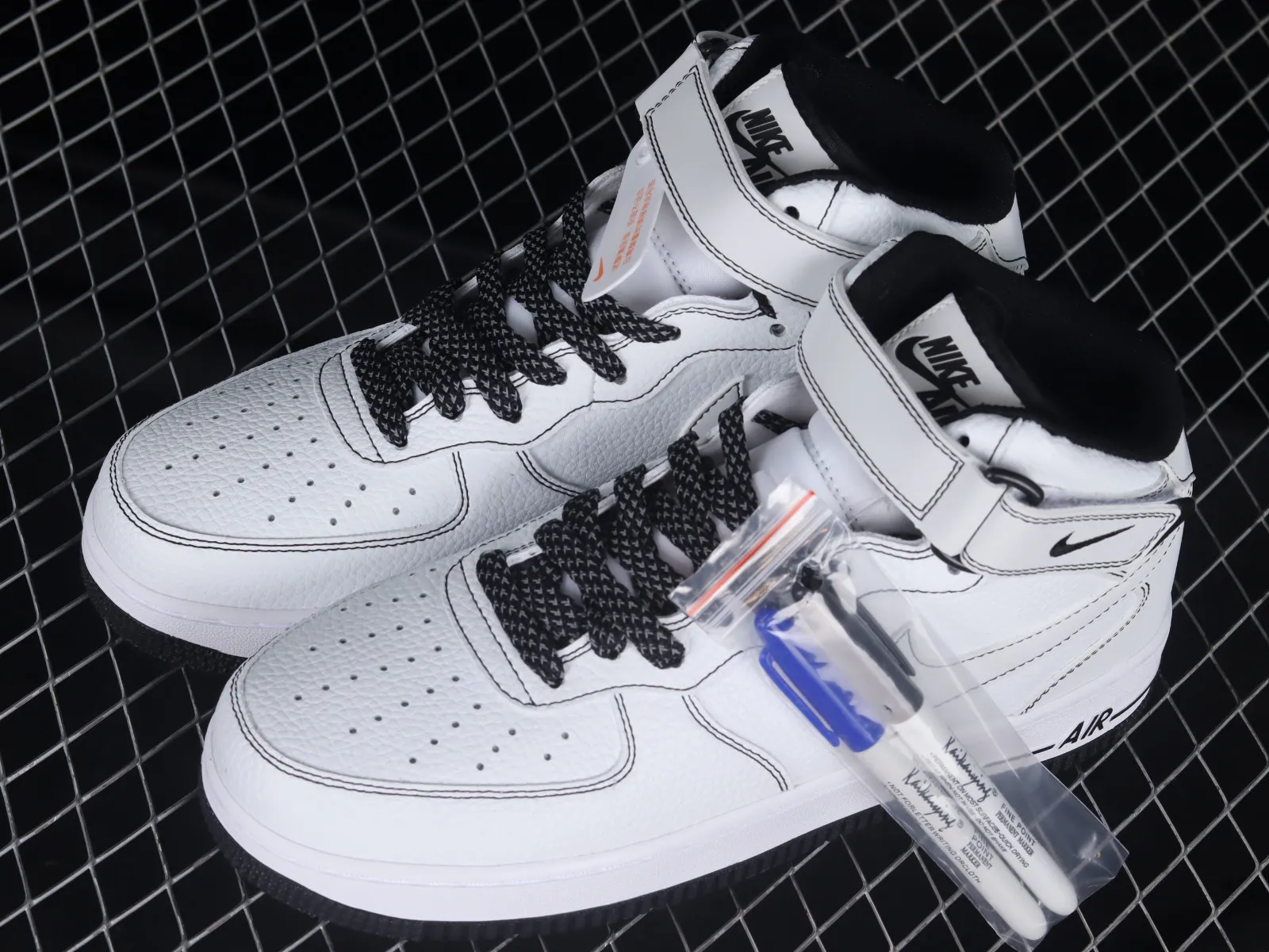 Nike Air Force 1 07 Mid White Black MK0619-222