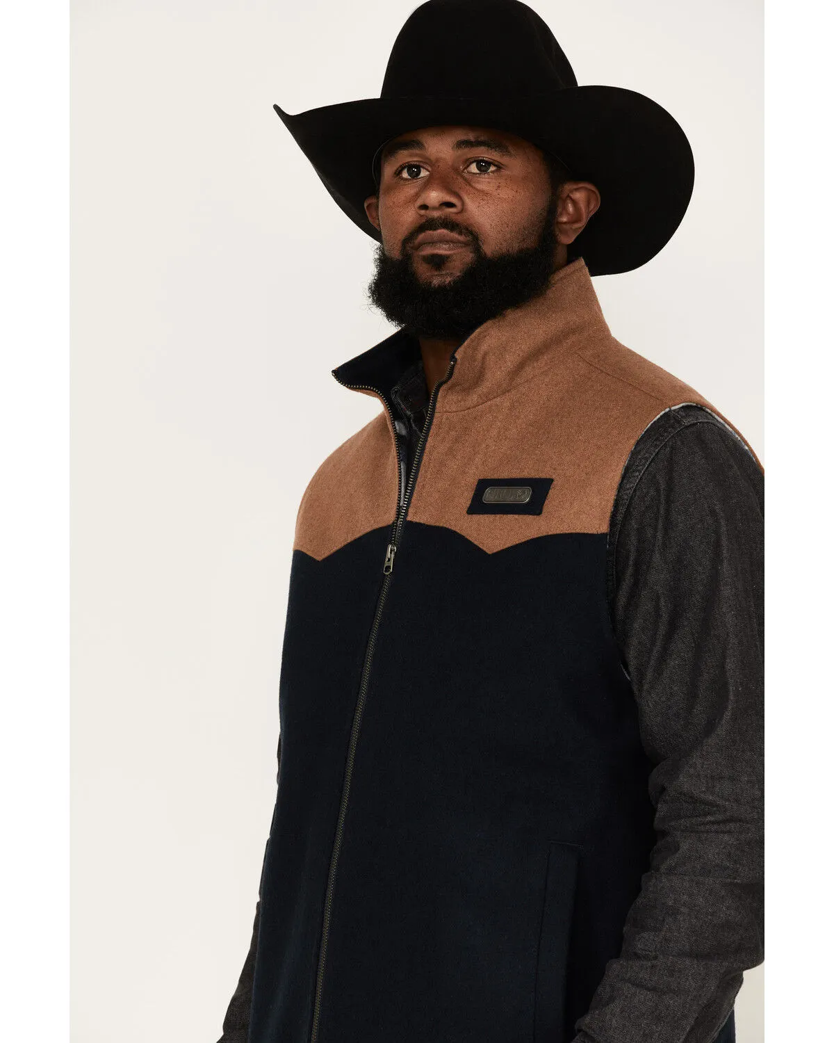 Product Name:  Cinch Men's Solid Color-Block Concealed Carry Zip-Front Wool Vest