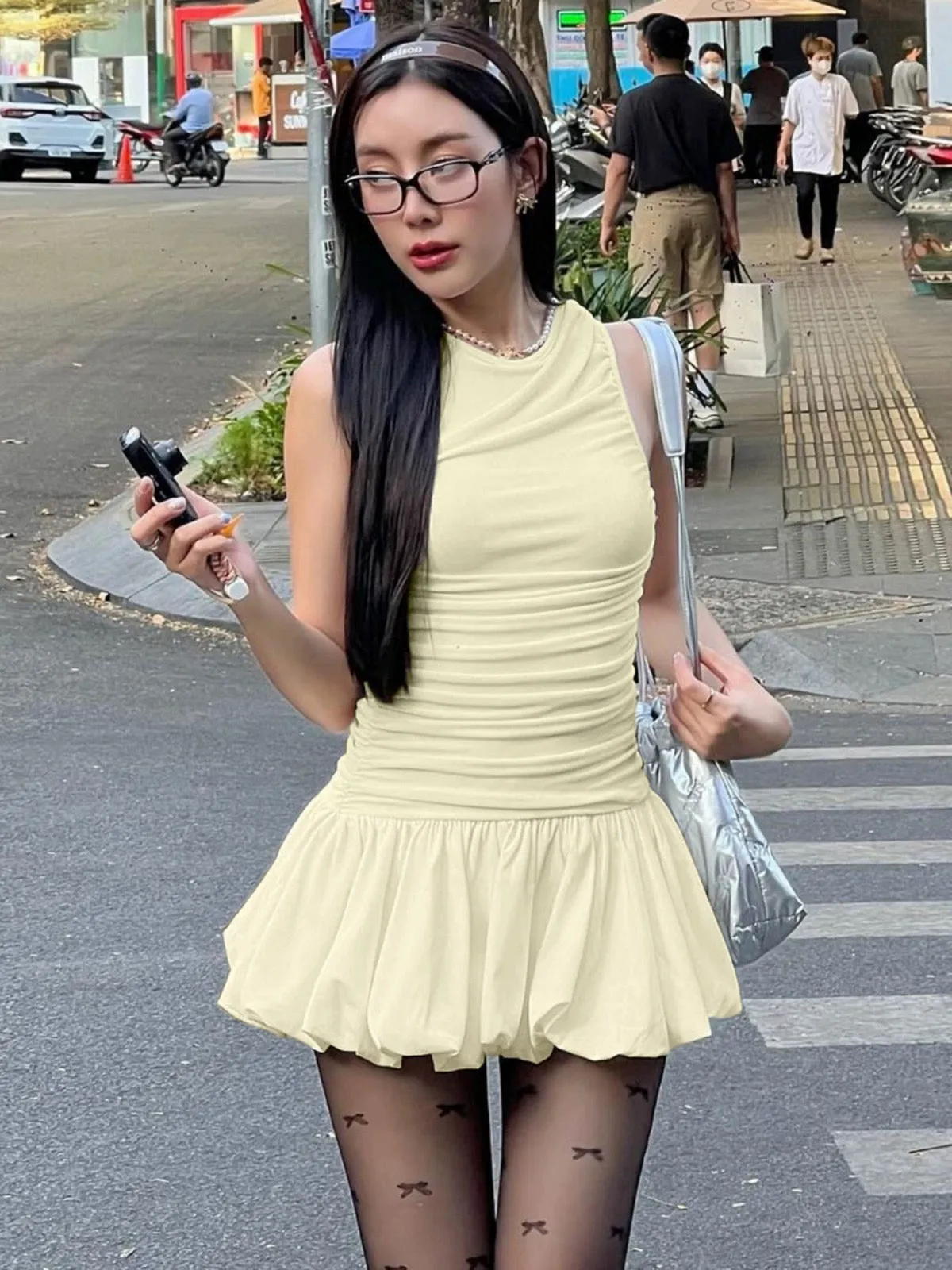 Solid color high-end sleeveless vest dress 2024 summer new hot girl slimming bud skirt short skirt for women