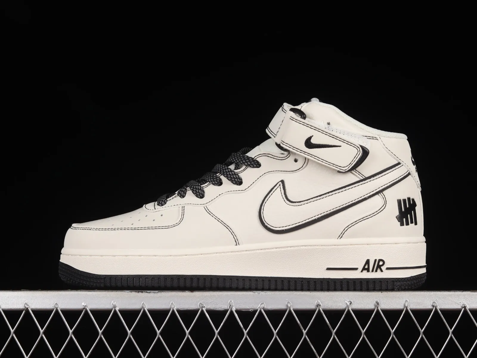 Undefeated x Nike Air Force 1 07 Mid Beige White Black GB5969-001