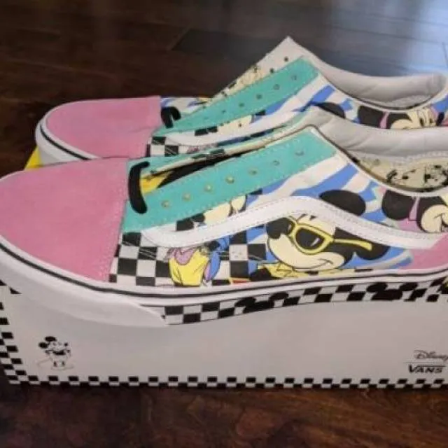 Vans x Disney Old Skool 80s Mickey Pink Teal Checkerboar...