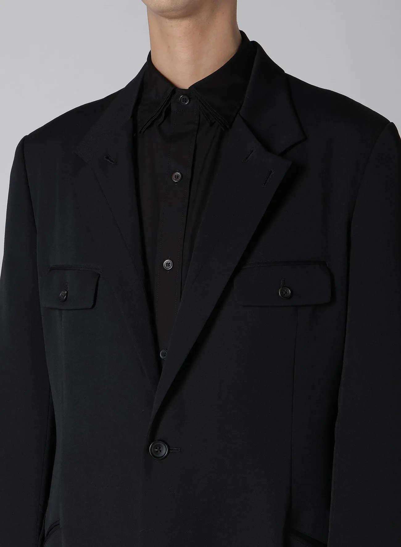 WOOL GABARDINE COLLAR BUTTON JACKET