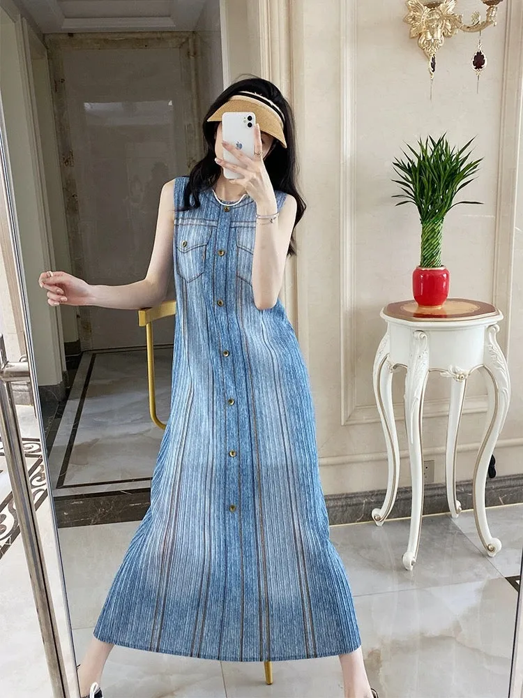 Yuan Sijie Miyake style pleated dress denim retro straight long skirt plus size women's slim vest dress summer